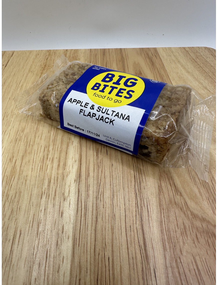 Apple and Sultana Flapjack Box of 18