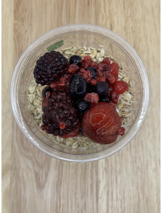 Overnight Oats Yoghurt and Berry Compote
