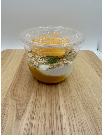 Overnight Oats Yoghurt Mango and Peach Compote